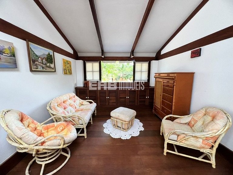 Casa com piscina para locação de temporada em Itamambuca, Ub