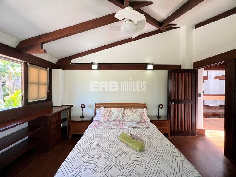 Casa com piscina para locação de temporada em Itamambuca, Ub