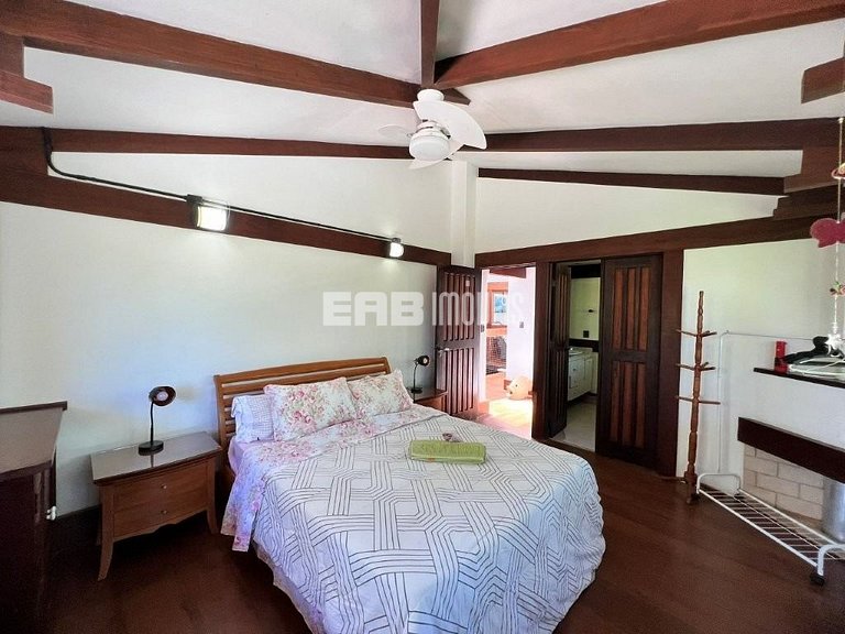 Casa com piscina para locação de temporada em Itamambuca, Ub