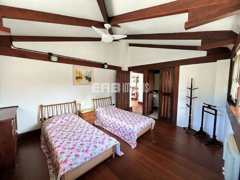 Casa com piscina para locação de temporada em Itamambuca, Ub