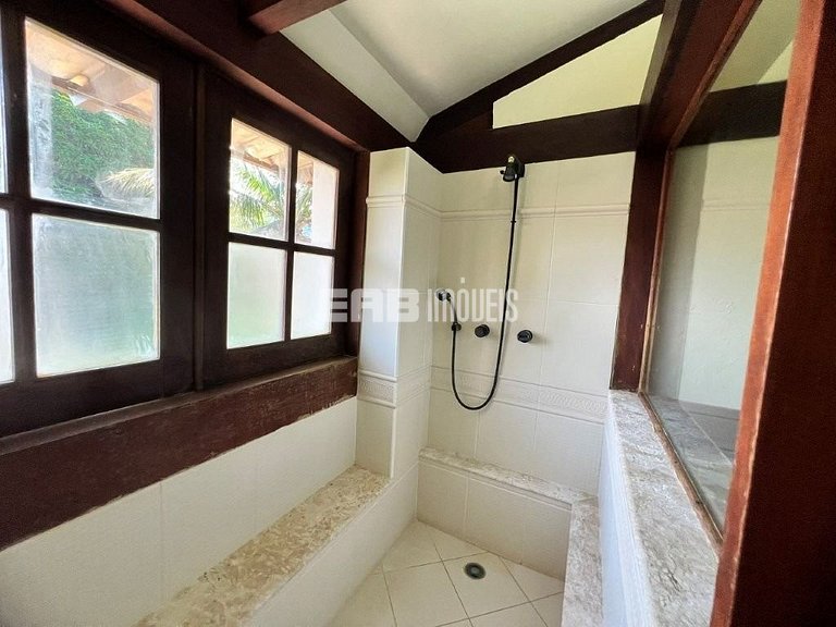 Casa com piscina para locação de temporada em Itamambuca, Ub