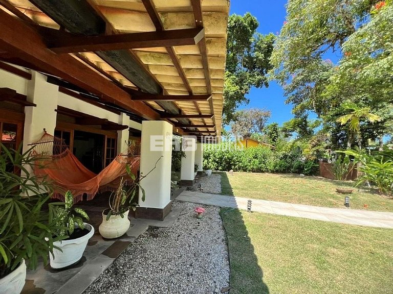 Casa com piscina para locação de temporada em Itamambuca, Ub