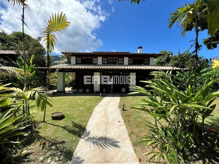 Casa com piscina para locação de temporada em Itamambuca, Ub