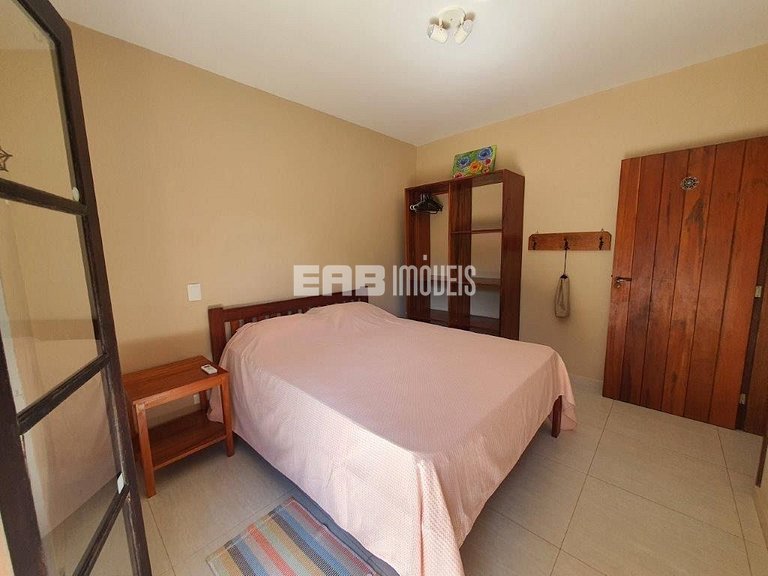 Casa com 4 suítes, a 40m do mar, na praia de Itamambuca, Uba