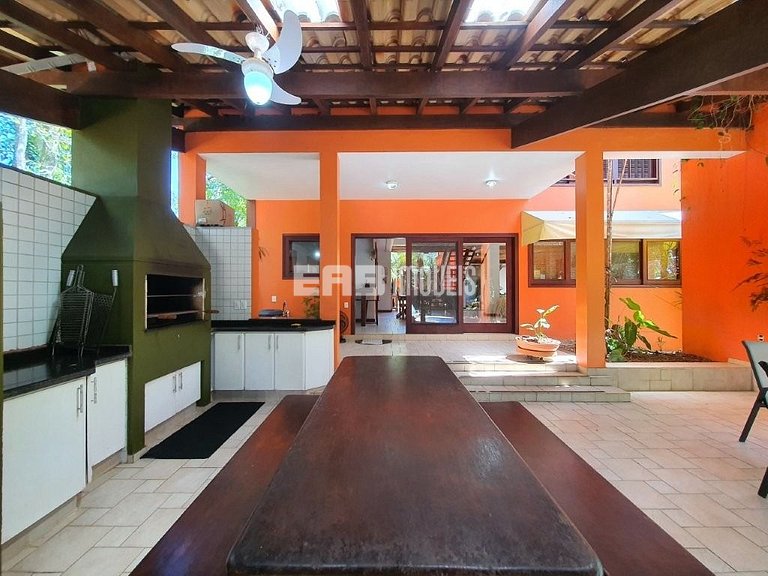 Casa a 20m da praia do Félix, Ubatuba