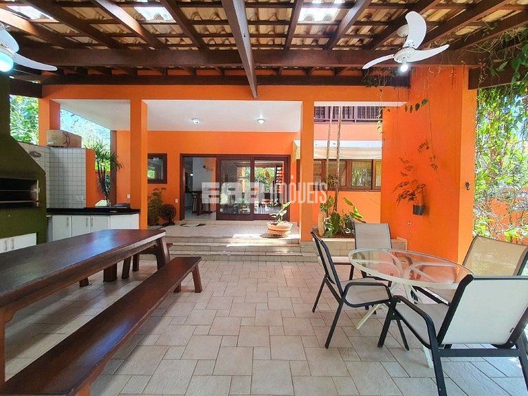 Casa a 20m da praia do Félix, Ubatuba