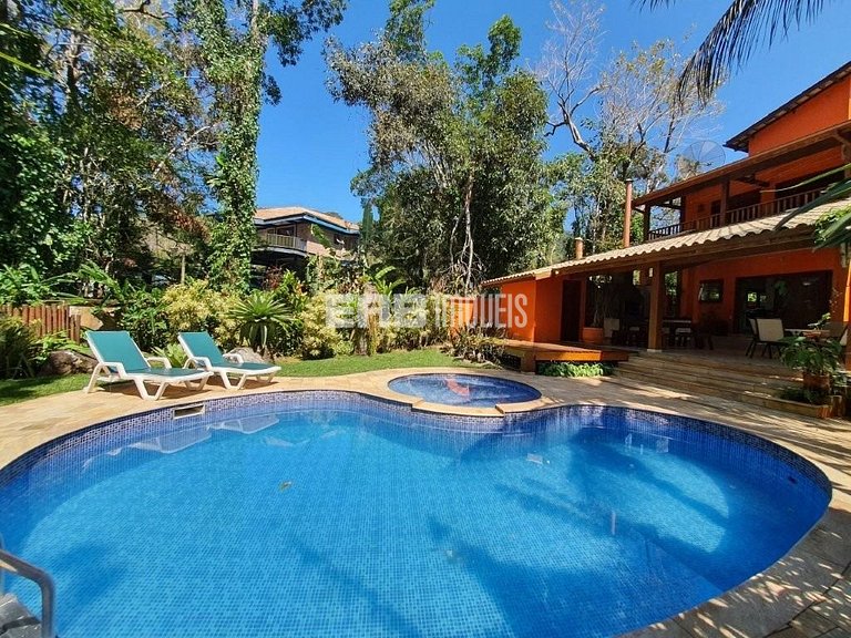 Casa a 20m da praia do Félix, Ubatuba