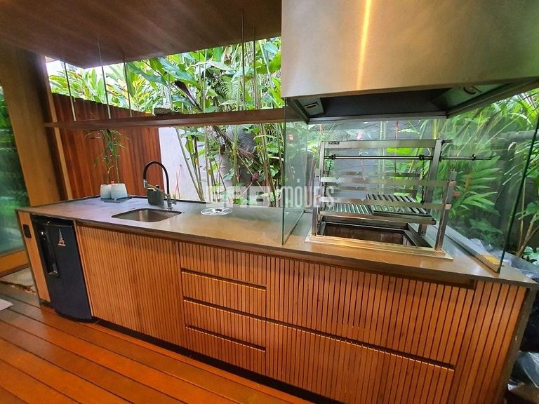 A casa mais luxuosa de Itamambuca