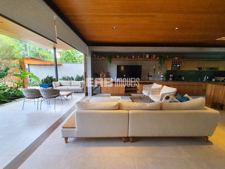 A casa mais luxuosa de Itamambuca