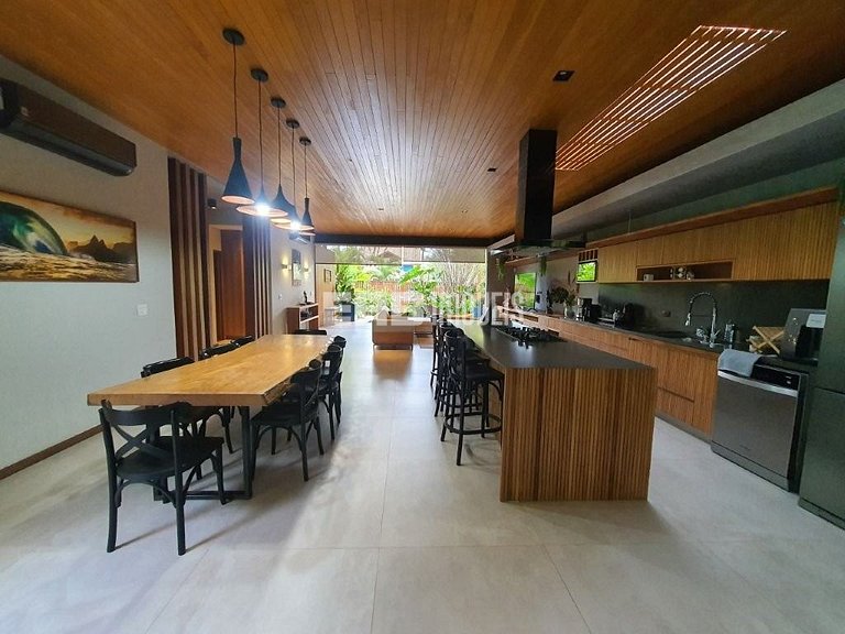 A casa mais luxuosa de Itamambuca