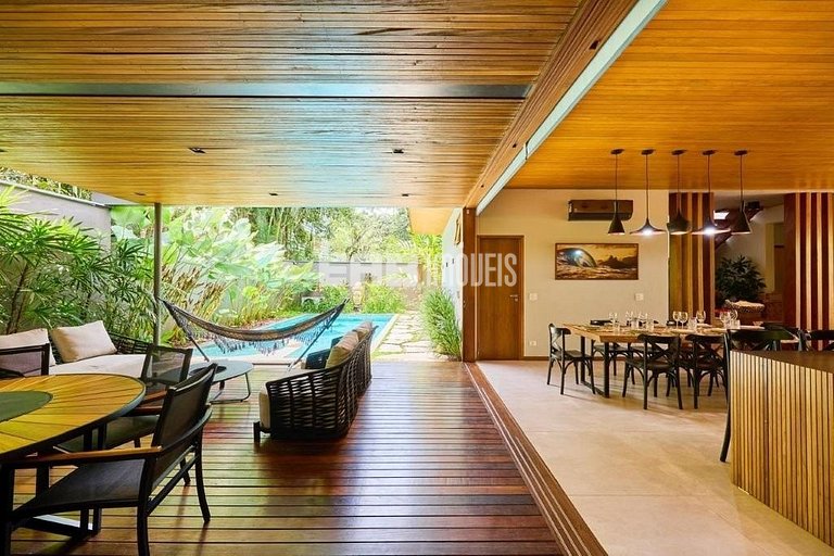 A casa mais luxuosa de Itamambuca