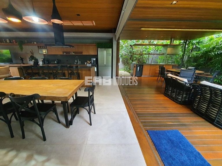 A casa mais luxuosa de Itamambuca