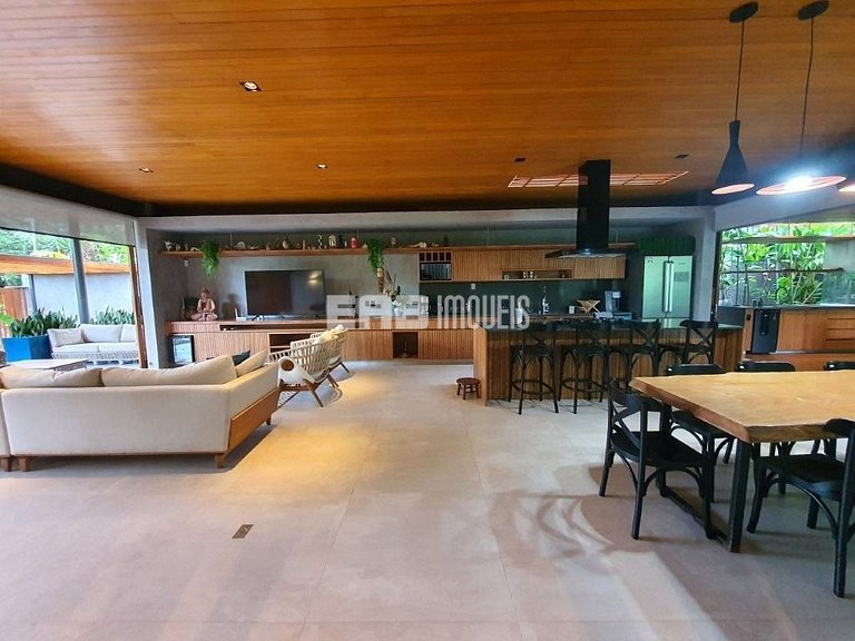 A casa mais luxuosa de Itamambuca