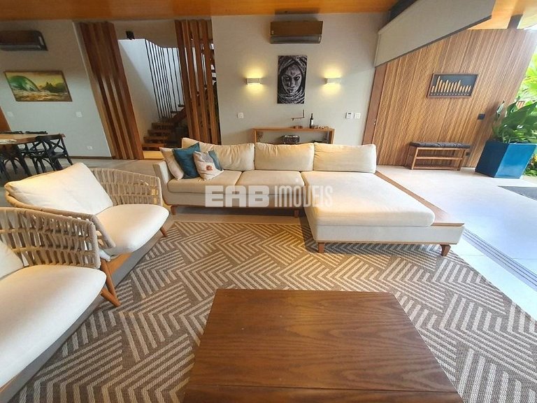 A casa mais luxuosa de Itamambuca