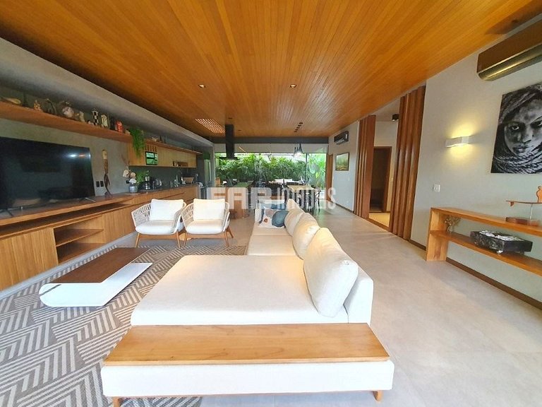 A casa mais luxuosa de Itamambuca