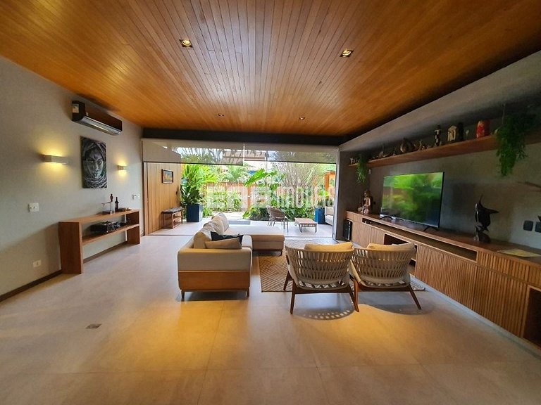 A casa mais luxuosa de Itamambuca