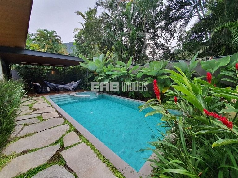 A casa mais luxuosa de Itamambuca