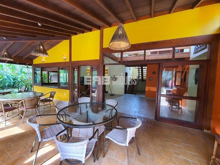 Casa com 3 dormitórios, piscina, churrasqueira e ar em Itama