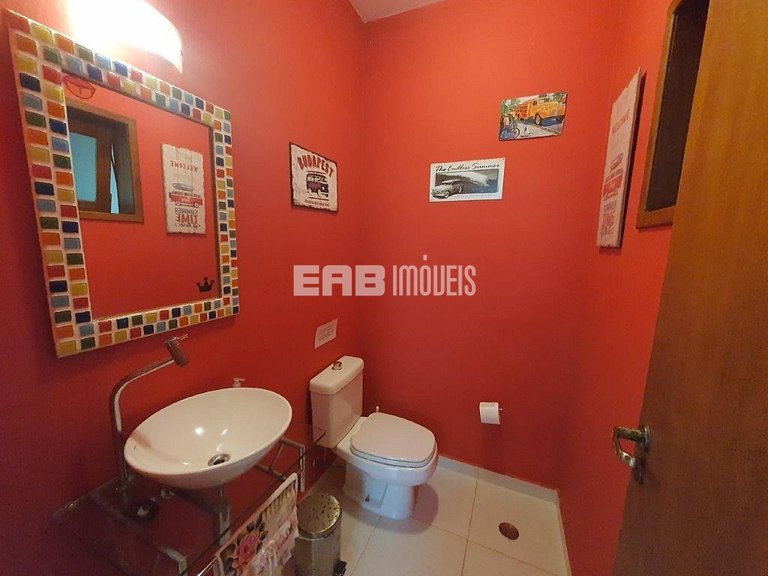 Casa com 3 dormitórios, piscina, churrasqueira e ar em Itama