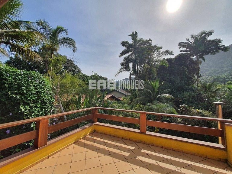 Casa com 3 dormitórios, piscina, churrasqueira e ar em Itama