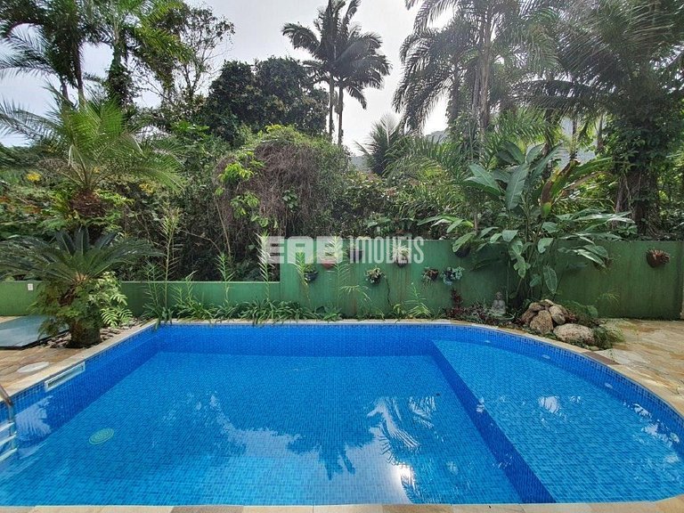 Casa com 3 dormitórios, piscina, churrasqueira e ar em Itama