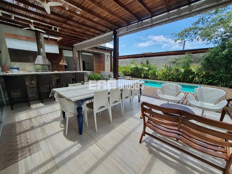 Casa com 4 suítes em Itamambuca, Ubatuba