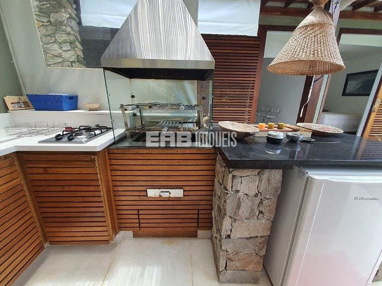 Casa com 4 suítes em Itamambuca, Ubatuba