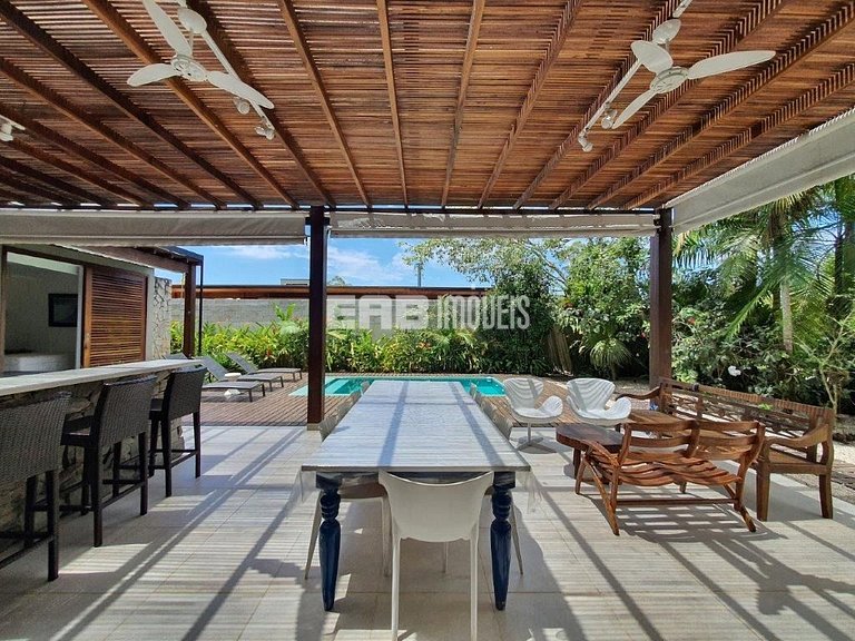 Casa com 4 suítes em Itamambuca, Ubatuba