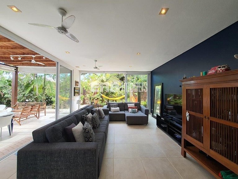 Casa com 4 suítes em Itamambuca, Ubatuba