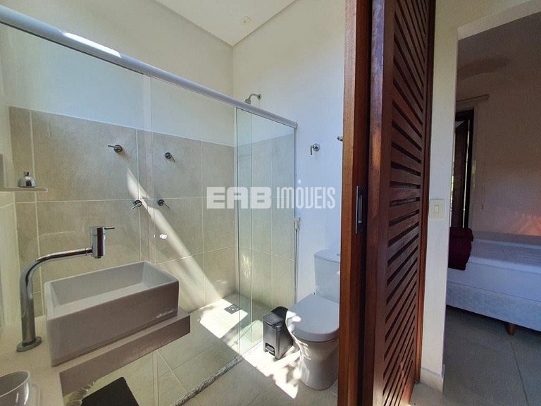 Casa com 4 suítes em Itamambuca, Ubatuba