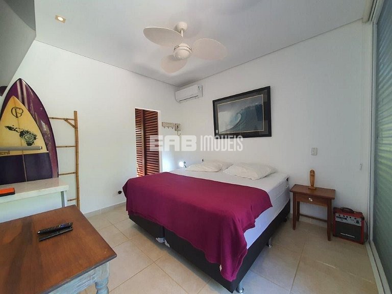 Casa com 4 suítes em Itamambuca, Ubatuba