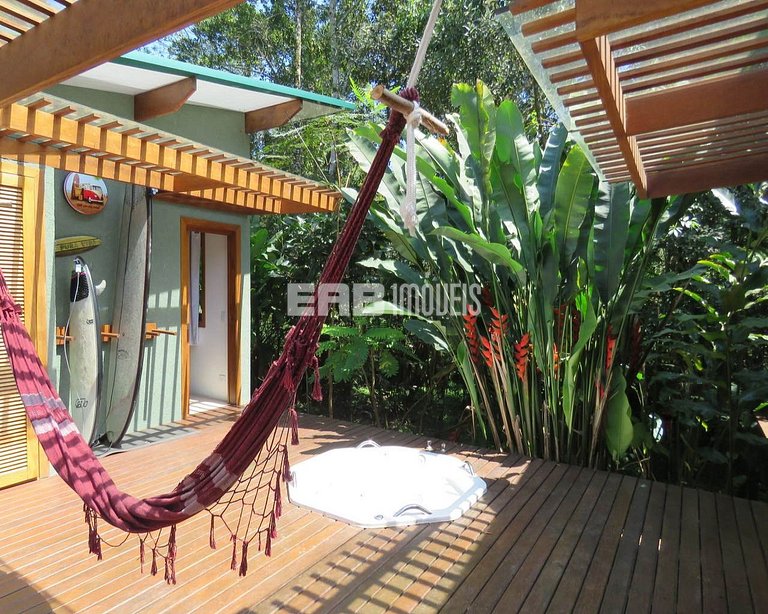 Casa com 3 suítes na Praia de Itamambuca