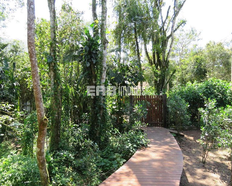 Casa com 3 suítes na Praia de Itamambuca