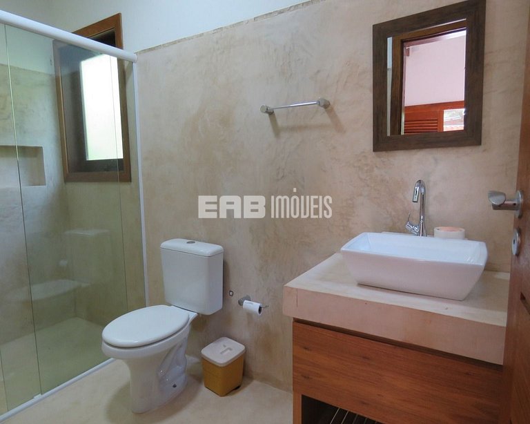 Casa com 3 suítes na Praia de Itamambuca