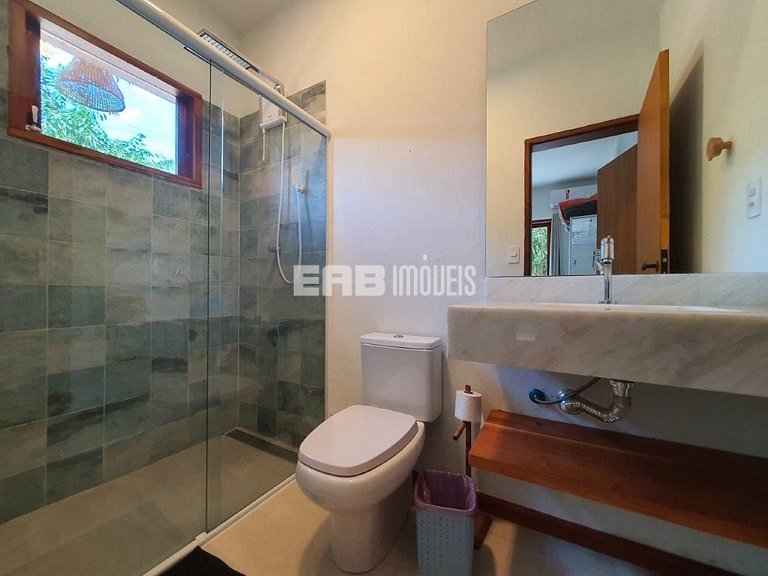 Casa com 4 suítes, ar condicionado, piscina, churrasqueira e