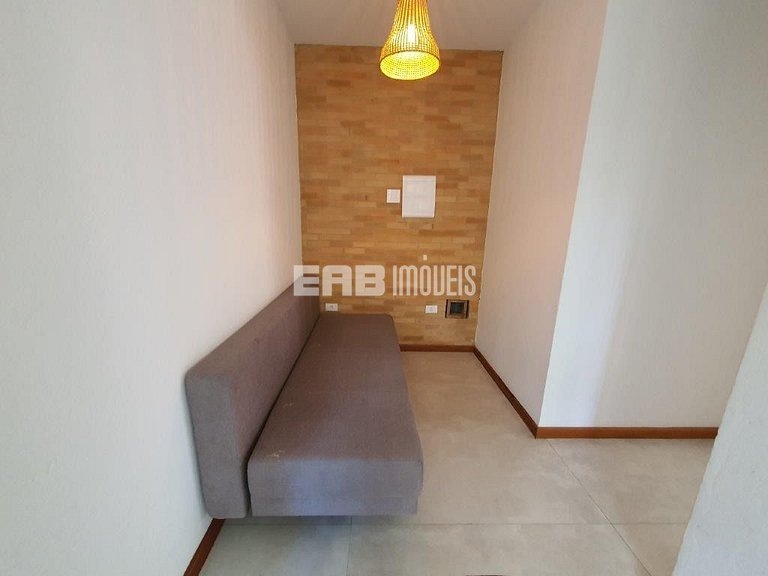 Casa com 4 suítes, ar condicionado, piscina, churrasqueira e