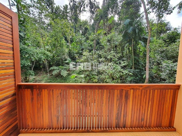 Casa com 4 suítes, ar condicionado, piscina, churrasqueira e