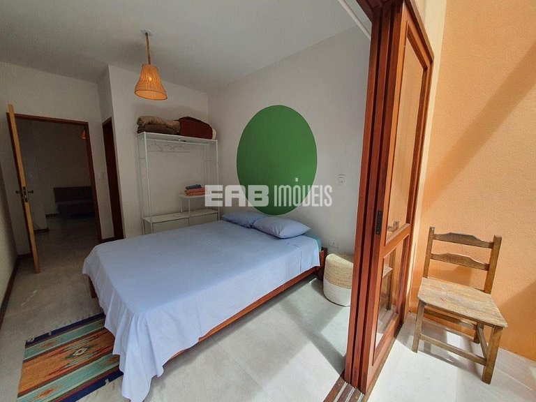 Casa com 4 suítes, ar condicionado, piscina, churrasqueira e