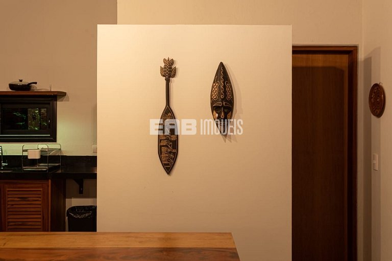 Casa com 4 suítes, ar e churrasqueira na praia de Itamambuca