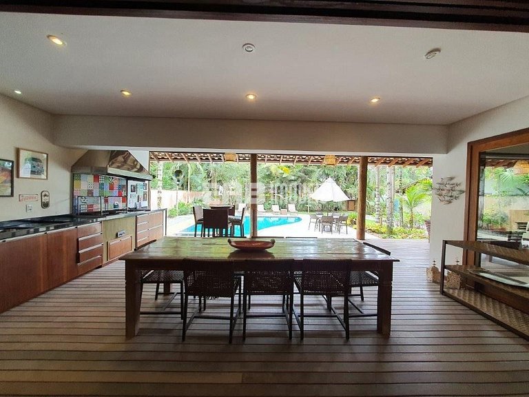 Conforto e sofisticação em Itamambuca