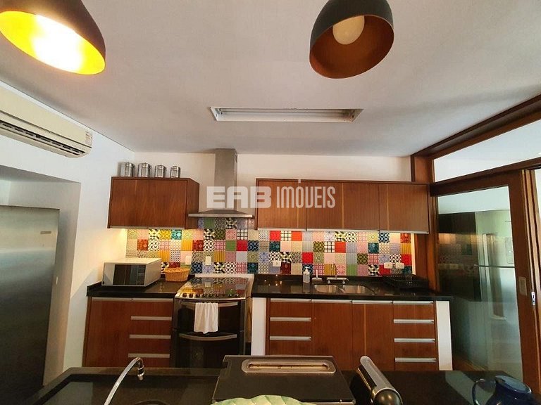 Conforto e sofisticação em Itamambuca