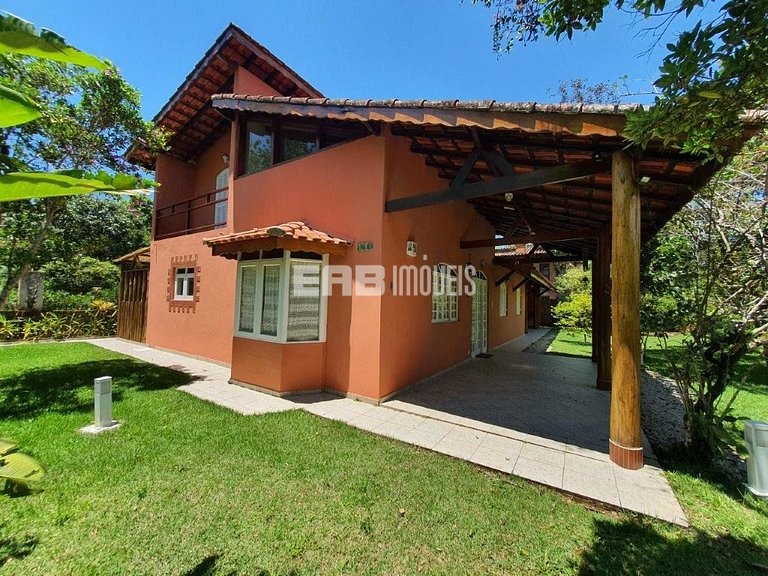 Casa com churrasqueira e forno de pizza em Itamambuca, Ubatu