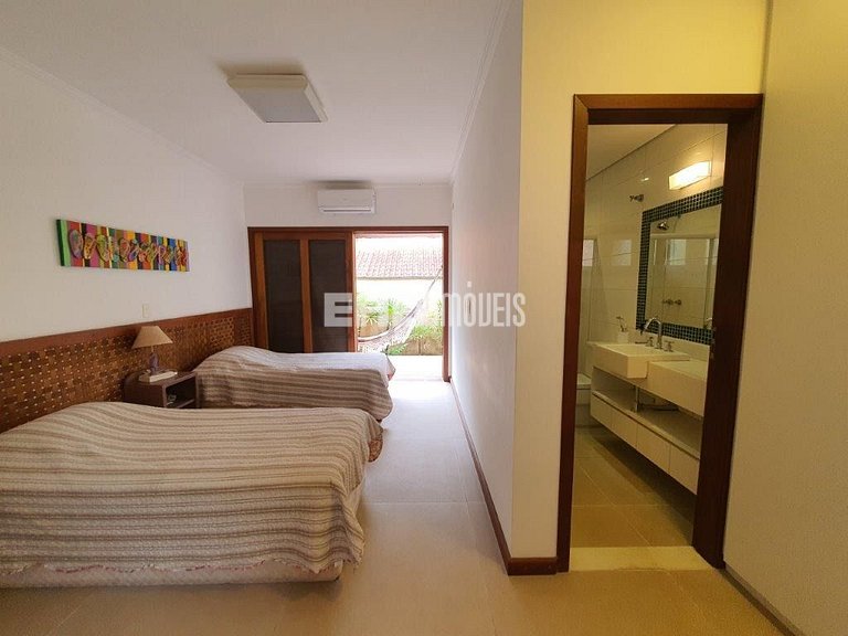 Conforto e sofisticação em Itamambuca