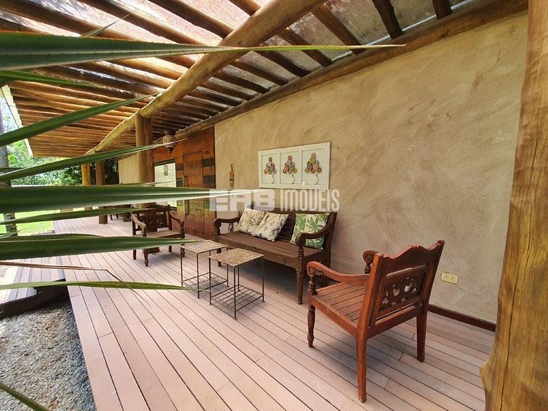 Conforto e sofisticação em Itamambuca