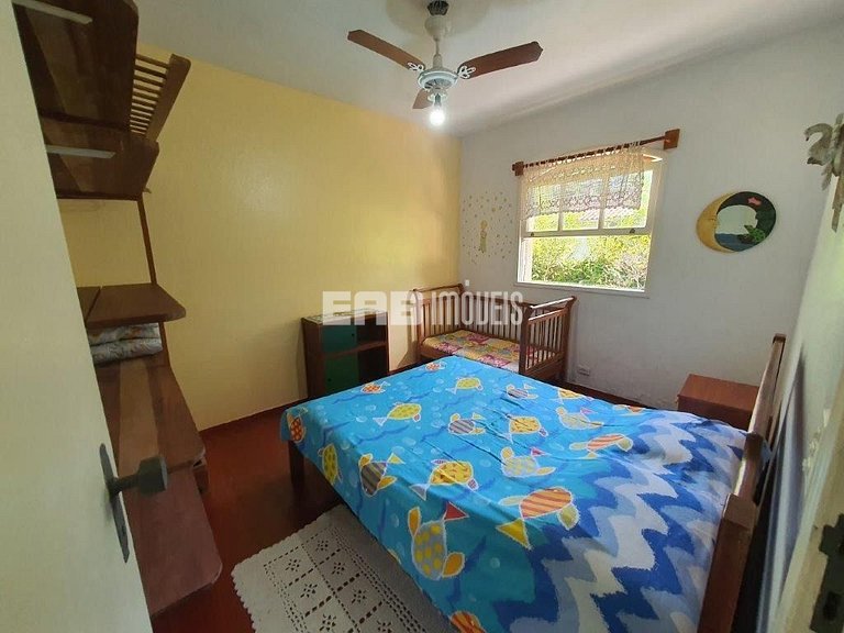 Casa com churrasqueira e forno de pizza em Itamambuca, Ubatu