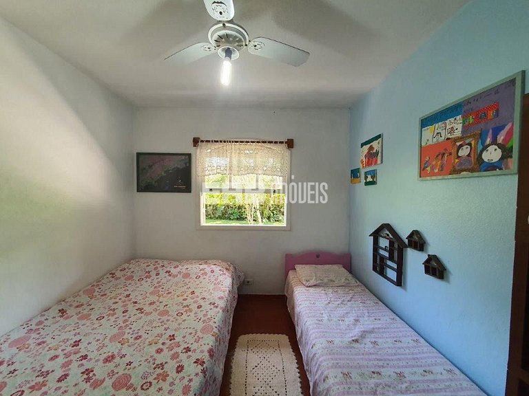 Casa com churrasqueira e forno de pizza em Itamambuca, Ubatu