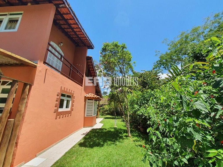 Casa com churrasqueira e forno de pizza em Itamambuca, Ubatu