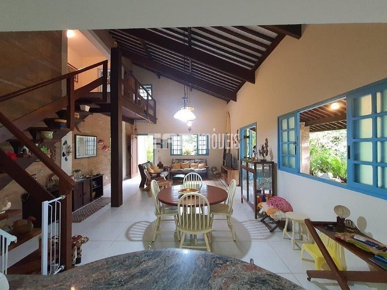 Charmosa casa de tijolinho para locação de temporada