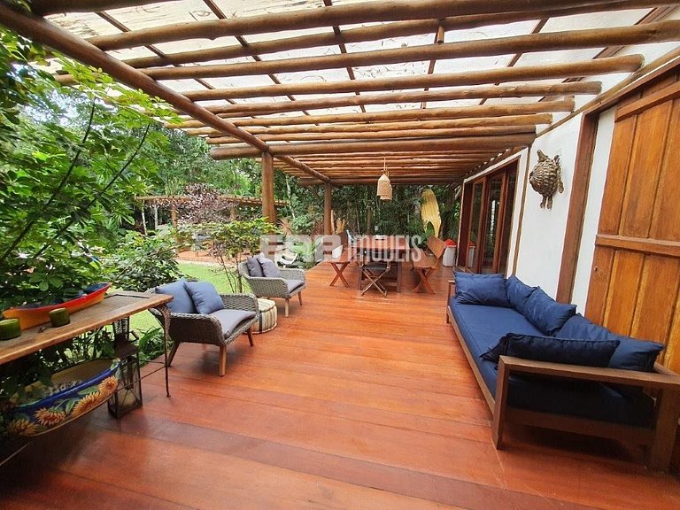 Casa charmosa e acolhedora, a somente 30m da praia de Itamam