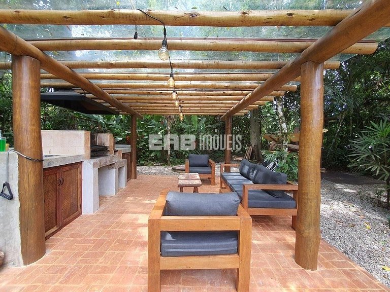 Casa charmosa e acolhedora, a somente 30m da praia de Itamam